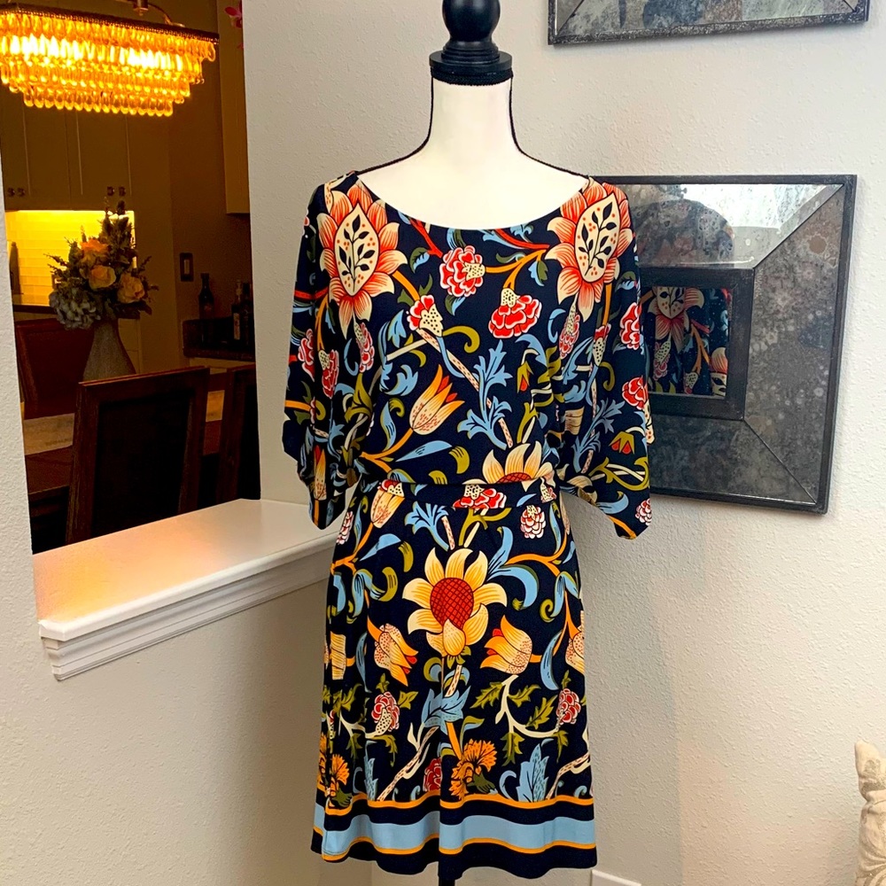 NWOT - BCBGMAXAZRIA dress